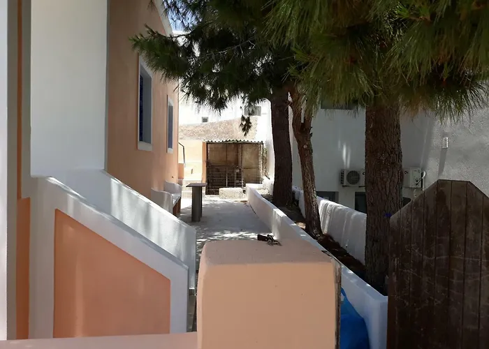 Pine House Santorini 150 Meters From Sea. Perissa (Santorini)