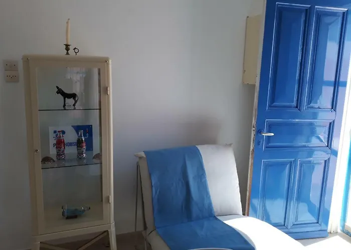 Villa Pine House Santorini 150 Meters From Sea. Perissa (Santorini)